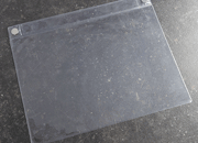 legatoria Busta con magneti TRASPARENTE, A6  TRASPARENTE. Dimensione busta 160x150mm. Dimensione massima foglio 160x118mm. Con due magneti al neodimio saldati allinterno del bordo di sospensione, ciascuno di 15x3,5 mm. Apertura sul lato corto. Lato superiore In PVC trasparente morbido da 250micron. LEG3751