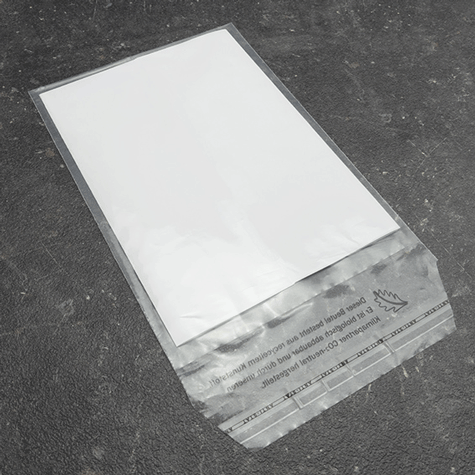 legatoria Sacchetto biodegradabile, chiusura autoadesiva, 165x220mm TRASPARENTE, in polipropilene riciclato da 50 micron, con patella da 50mm e banda autoadesiva di chiusura sul lato corto, biodegradabile.