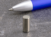 legatoria Calamita diametro 6mm spessore 13mm Calamita cilindrica in ferrite diametro 6mm, spessore 13mm (forza di attrazione: 1,7kg) LEG3809