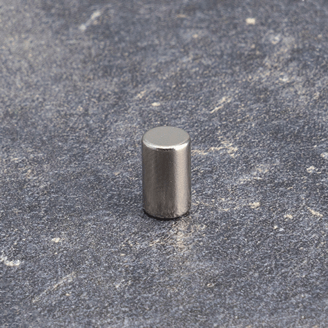 legatoria Calamita diametro 6mm spessore 10mm Calamita cilindrica in ferrite diametro 6mm, spessore 10mm (forza di attrazione: 1400g).