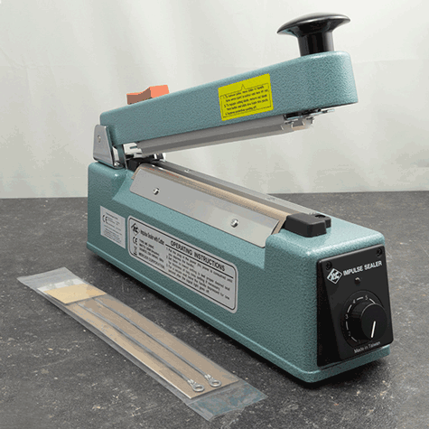 legatoria Saldatrice per polietilene, luce 200mm Saldatrice a impulsi per polietilene, per buste larghe fino a 200mm,  220V, 350W, con cutter integrato..