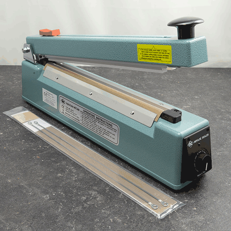 legatoria Saldatrice per polietilene, luce 300mm Saldatrice a impulsi per polietilene, per buste larghe fino a 300mm, 220V, 540W, con cutter integrato..