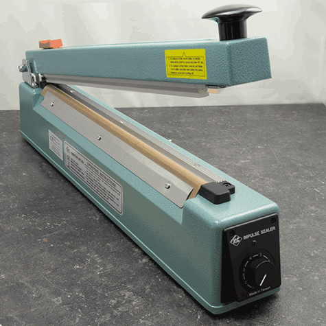 legatoria Saldatrice per polietilene, luce 400mm Saldatrice a impulsi per polietilene, per buste larghe fino a 400mm, 220V, 750W, con cutter integrato..