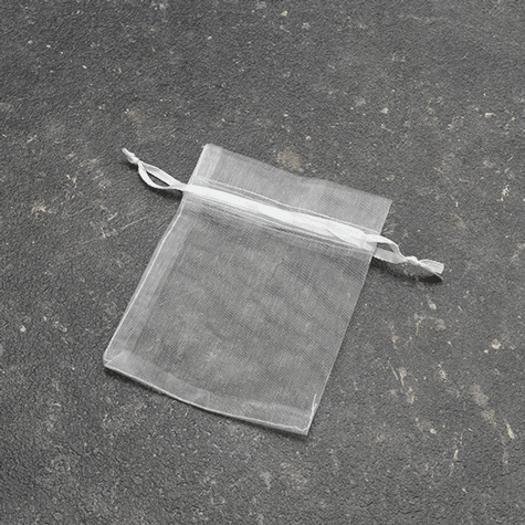 legatoria Sacchetti da regalo, organza, 75x100mm BIANCO, Sacchetto in organza, da regalo, 75x100mm, adatto per confezionare prodotti promozionali, bigiotteria, cosmetici, accessori..