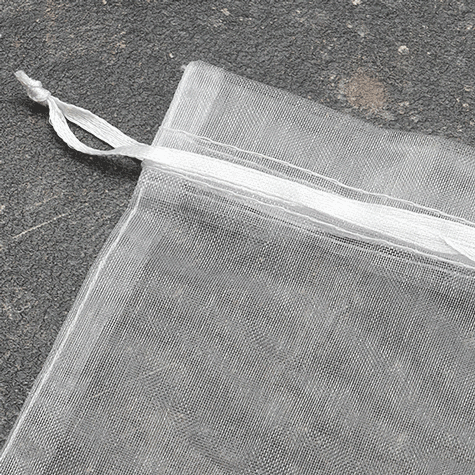 legatoria Sacchetti da regalo, organza, 200x300m BIANCO, Sacchetto in organza, da regalo, 200x300m, adatto per confezionare prodotti promozionali, bigiotteria, cosmetici, accessori..