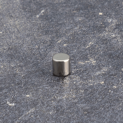 legatoria Calamita diametro 6mm spessore 6mm Calamita cilindrica in ferrite diametro 6mm, spessore 6mm (forza di attrazione: 1500g).