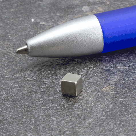 legatoria Calamita cubica, 4x4x4mm Calamita cubica in neodimio, grado magnetico N42 (forza di attrazione massima: 1100g).