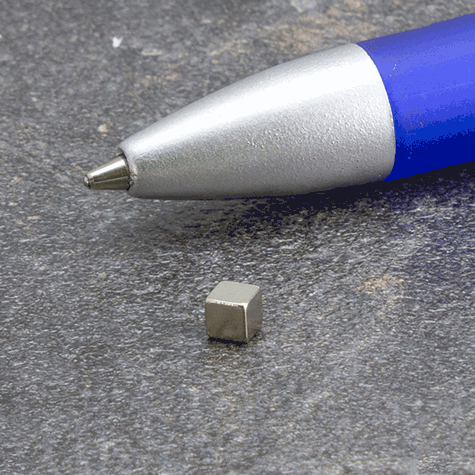 legatoria Calamita cubica, 3x3x3mm Calamita cubica in neodimio, grado magnetico N45 (forza di attrazione massima: 290g).
