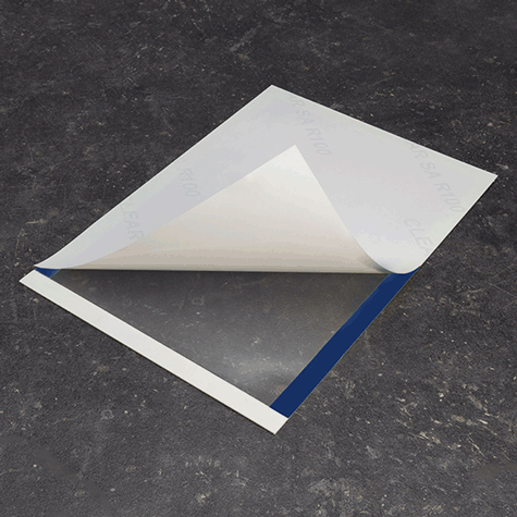 legatoria Cornice autoadesiva magnetica, BLU, A5 AUTOADESIVA mediante nastro biadesivo in schiuma di PE, largo: 15mm, spessore: 1mm. Il foglio protettivo trasparente antiriflesso  adeso con nastro magnetico di larghezza 7 mm. Per fogli di dimensione A5(148x210mm). Dimensioni esterne: 168x230mm. Area visibile: 138x200mm. Altezza profilo: 25mm..