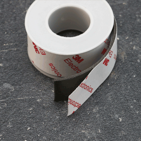 legatoria NastroMagneticoAutoadesivo, IsotropoNeodimio, altezza25mm spessore: 1mm, autoadesivo permanente (3M tape), magnetizzazione isotropa ad alta efficienza.