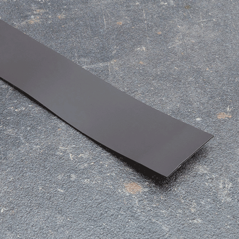 legatoria Nastro magnetico colorato 40mm ROSSO. Spessore: 1mm, magnetizzazione isotropa ad alta efficienza.