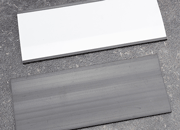 legatoria Porta etichette magnetico 60x150mm Altezza 60mm, lunghezza 150mm, spessore 1mm. Il porta etichette include letichetta in carta e una pellicola protettiva trasparente. Magnete isotropo LEG3936