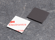 legatoria Striscia magnetica autoadesiva, 25x25mm Striscia magnetica autoadesiva, dimensione 25x25mm, spessore 1mm( forza di attrazione: 54 g/cm) LEG3946