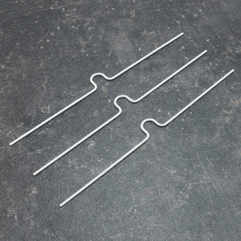 legatoria Appendino calendari, 200mm, BIANCO con mezzaluna EXTRA GRANDE (alta 15mm), lunghezza 200mm, spessore 2mm.