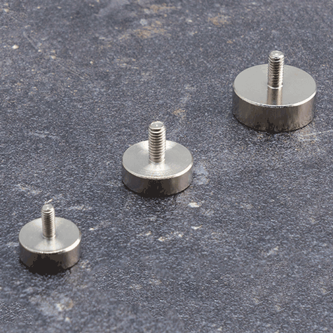 legatoria Magnete con vite, 16mm NICHELATO, in metallo, con magnete al neodimio N42. Diametro: 16mm, altezza: 13.5mm (forza di attrazione:8000g).