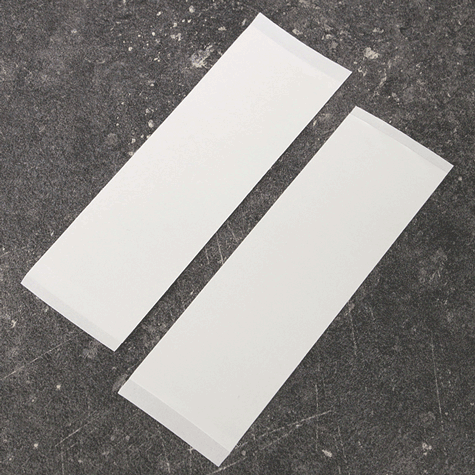 legatoria Nastro biadesivo in schiuma di polietilene adesivo permanente da entrambi i lati, in spezzoni da 40x110mm. Spessore 1mm.