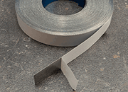 legatoria Nastro acciaioINOX autoadesivo, altezza20mm Nastro di acciaio INOX autoadesivo, altezza 20mm, spessore del materiale 0.15mm.