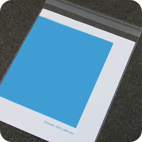 legatoria Sacchetto polipropilene orientato (OPP) 220x215mm TRASPARENTE, in polipropilene (OPP) da 30 micron, con patella da 30mm e banda autoadesiva di chiusura sul lato corto.