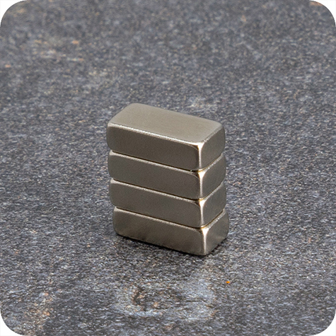legatoria Calamita rettangolare. 10x5x3mm Calamita rettangolare in neodimio, grado magnetico N45 (forza di attrazione 1500g).