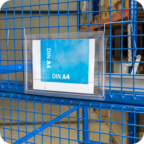 legatoria Busta rinforzata. A4 lato lungo TRASPARENTE, retro con nastro magnetico 30x245mm. Con rinforzi metallici, con pattella di chiusura. Aperta sul lato lungo, in PVC flessibile 140 micron, per inserire fogli formato A4 (210x297cm).