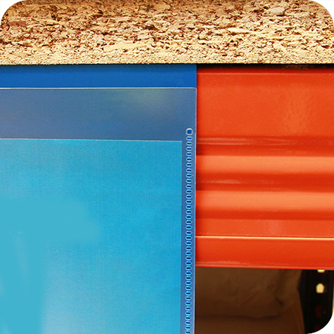 legatoria Busta con magneti, 222x189mm BLU. Dimensione busta 222x189mm. Dimensione massima foglio 210x148mm. Con strip magnetico 205x20mm. Apertura sul lato lungo. Foglio superiore In PVC morbido da 180micron. Foglio inferiore in PVC rigido da 300micron.