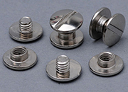 legatoria Viti sepolte rilegatura, NICHELATE 2.5mm lunghezza mm 2.5, testa diametro 10mm, tubetto diametro 5mm, una testa fissa ed una mobile. Per lunghezza, si intende la distanza INTERNA tra le due teste, che corrisponde allo spessore del volume da rilegare LEG4247