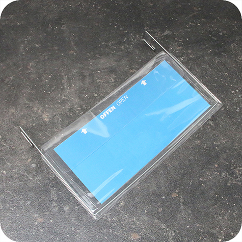 legatoria Busta rinforzata. 245x124 lato lungo TRASPARENTE, con rinforzi metallici, con pattella di chiusura, aperta sul lato lungo, in PVC flessibile 140 micron, per inserire fogli formato 222x78mm.