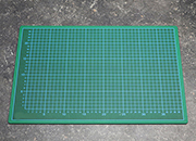 legatoria Piano lavoro cutter, ANTITAGLIO, 45x30cm Tappetino a 5 strati, antitaglio a doppia faccia. Qualit professionale extra durevole. Spessore 2,5 mm. Superficie autoriparante, antiscivolo, antiriflesso. Fronte verde con griglia graduata, retro nero. Utilizzabile anche come tappetino per mouse.  LEG4290