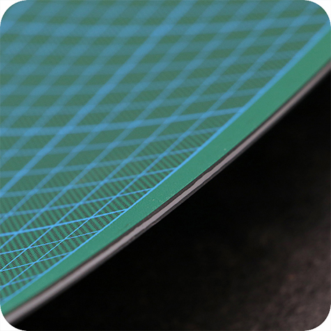 legatoria Piano lavoro cutter, ANTITAGLIO, 45x30cm Tappetino a 5 strati, antitaglio a doppia faccia. Qualit professionale extra durevole. Spessore 2,5 mm. Superficie autoriparante, antiscivolo, antiriflesso. Fronte verde con griglia graduata, retro nero. Utilizzabile anche come tappetino per mouse. .