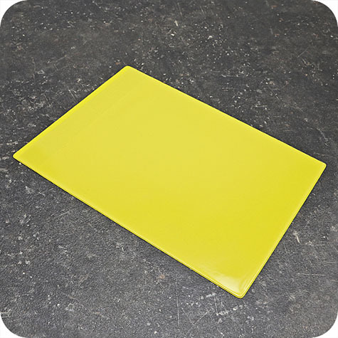 legatoria Busta magnetica, A4, .Aperta sul lato corto GIALLO. 315x217mm. Con striscia magnetica 220x30mm. Lato superiore In PVC trasparente morbido da 200 micron. Lato inferiore in PVC verde da 300 micron.