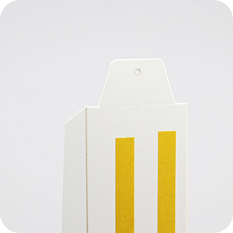 legatoria Piedino DOPPIO,posterioreA2 (210x570mm) BIANCO. Ideale per realizzare cartelli espositivi da banco. Cartone spesso 2mm, con doppio strip autoadesivo .