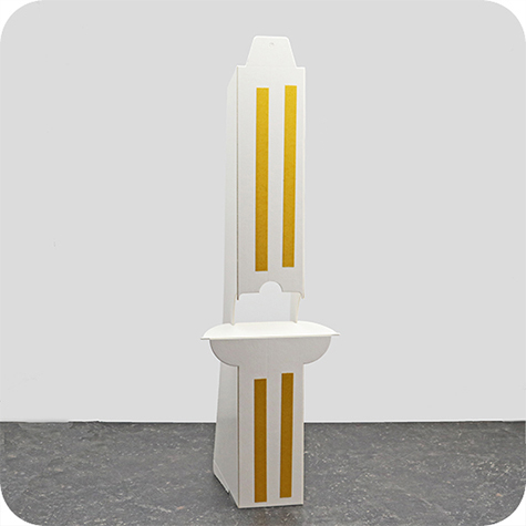 legatoria Piedino DOPPIO,posterioreA1 (480x800mm) BIANCO. Ideale per realizzare cartelli espositivi da banco. Cartone spesso 2mm, con doppio strip autoadesivo .