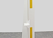 legatoria Piedino�posteriore�reggi�cartello A1 (260 x 800 mm) BIANCO, in cartone spesso 2mm, con strip autoadesivo. Per realizzare cartelli da banco e da vetrina.