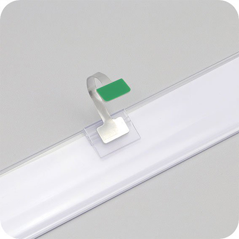 legatoria Supporto per cartelli Wobbler, 75x5-15mm ALLUMINIO pieghevole. Con una estremit autoadesiva in schiuma di polietilene e supporto laterale per binario scanner nell'altra estremit.