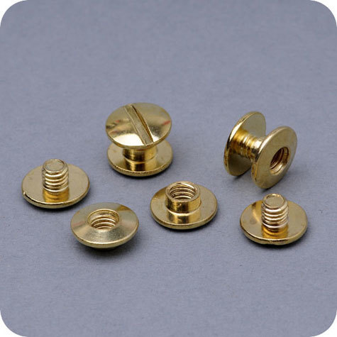 legatoria Viti sepolte rilegatura, OTTONATE, 2mm lunghezza 2 mm, testa diametro 10mm, tubetto diametro 5mm, una testa fissa ed una mobile. Per lunghezza, si intende la distanza INTERNA tra le due teste, che corrisponde allo spessore del volume da rilegare.