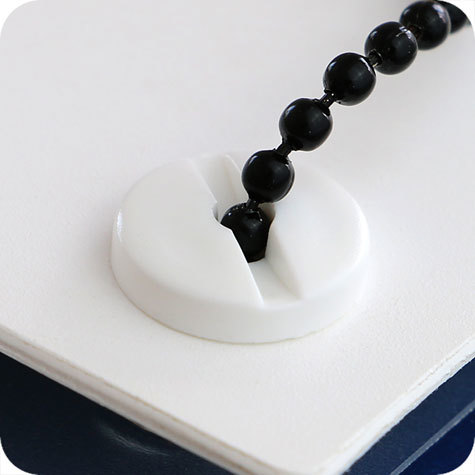 legatoria Viti sepolte forate BIANCHE 3.5mm  lunghezza 3,5 mm, diametro testa 12mm, diametro tubetto 6mm, foro interno 3mm, una testa fissa ed una mobile. Per lunghezza, si intende la distanza INTERNA tra le due teste, che corrisponde allo spessore del volume da rilegare.