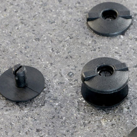 legatoria Rivetto in plastica 3mm (variabile) NERO, in due pezzi, a testa spessa, spessore testa 2mm, spessore base 2,5mm, spessore rilegabile 3mm, spessore complessivo a rivetto chiuso 7,5mm, foro da praticare sui fogli 3,5mm, diametro esterno della base e della testa 12,5mm.