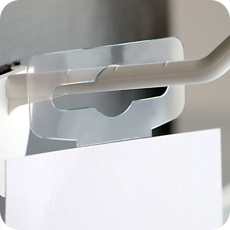 legatoria Appendini trasparenti autoadesivi per blister 40x45mm foratura standard europea a T, in PET da 400micron, per oggetti fino a 400 grammi. In rotolo.