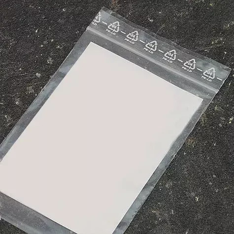 legatoria Sacchetti richiudibili (minigrip), 138x180mm TRASPARENTE, in polietilene da 50 micron, aperti sul lato corto, con zip di chiusura.