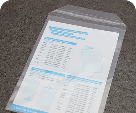 legatoria Sacchetto con chiusura autoadesiva, 119x162mm TRASPARENTE, in polietilene da 50 micron, con patella da 30mm e banda autoadesiva di chiusura sul lato corto, adatta anche per mailing.