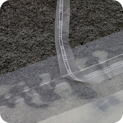 legatoria Sacchetto con chiusura autoadesiva, 200x290mm TRASPARENTE, in polietilene da 50 micron, con patella da 50mm e banda autoadesiva di chiusura sul lato corto, adatta anche per mailing.