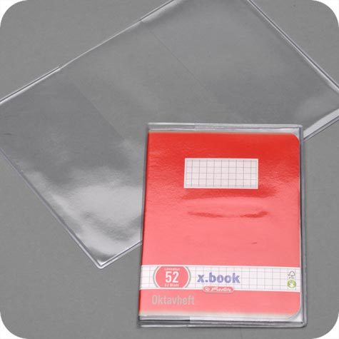 legatoria Copertina per libri A6 (160x110mm) TRASPARENTE, copertina con i 2 lati ripiegati a sacco per rivestire libri o documenti, in PVC flessibile da 180 micron, misura aperta: 120x220mm, misura chiusa: 160x110mm (per documenti di viaggio).