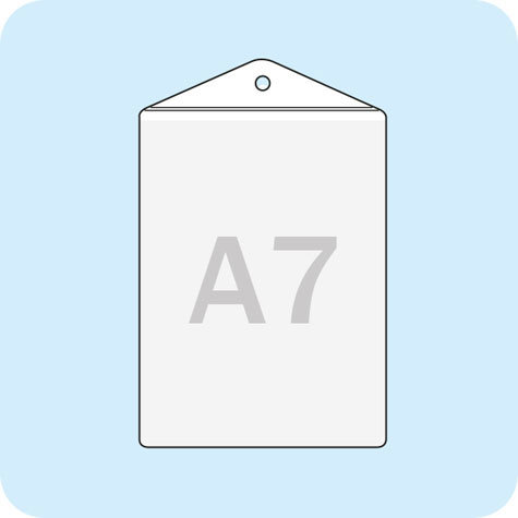 legatoria Portatesserino, A7 (80x110mm) TRASPARENTE, aperta sul lato corto, con lato sporgente di 20mm con foro circolare, in PVC morbido da 180 micron, formato A7 (80x110mm), (110x80mm).