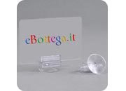 legatoria Ventosa con portabiglietto, 25mm diametro 25mm, con portacarte, angolo di 90 gradi per superfici liscie. Il cartellino risulta essere a 90 gradi rispetto al piano su cui  attacata la ventosa.