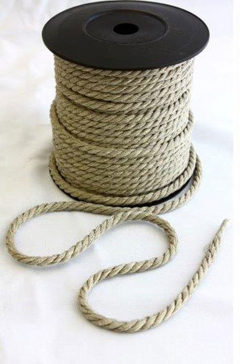 legatoria Cordoncino 2mm, ORO a 3 capi, spessore 2 mm, doppio ritorto, in poliestere. Cordoncino ideale per abbellimenti in campo cartotecnico e per il confezionamento di men�, libretti matrimonio, bomboniere. .