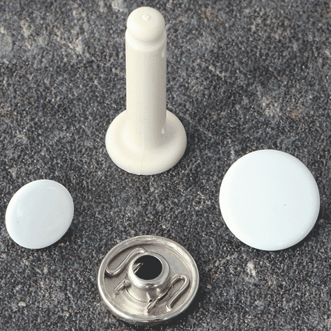 legatoria Bottoneautomaticoapressionecondistanziale da22 mm BIANCO VERNICIATO, testa diametro 12.4 mm. Capacit perno 22 mm. Il bottone  composto da 4 pezzi*.