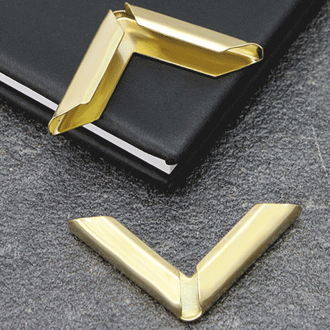 legatoria Angolino metallico ottone antico 30mm per lato, protegge copertine spesse fino a 4mm*.