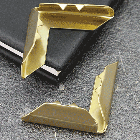 legatoria Angolino metallico ottone antico 30mm per lato, protegge copertine spesse fino a 7mm*.