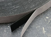 legatoria Nastro biadesivo in schiuma di polietilene, 12mm NERO, adesivo permanente da entrambi i lati, spessore 1mm, in rotolo da 50m LEG3229
