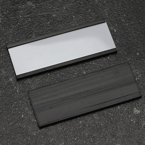 legatoria Porta etichette magnetico 30x100mm Altezza 30mm, lunghezza 100mm, spessore 1mm. Il porta etichette include etichetta in carta e una pellicola protettiva trasparente. Magnete isotropo  .